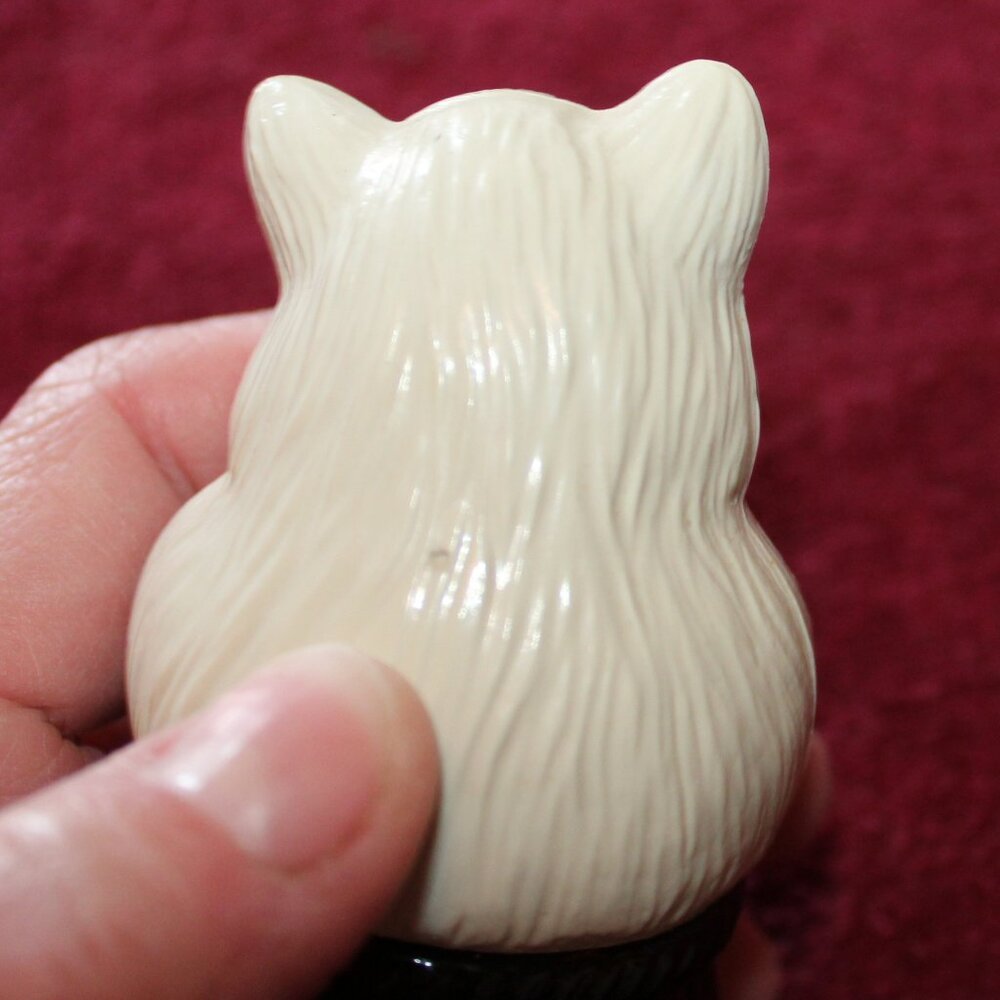 Vintage 1974 AVON Kittens Hideaway Cream Sachet Jar Cat Basket - Picture 2 of 4